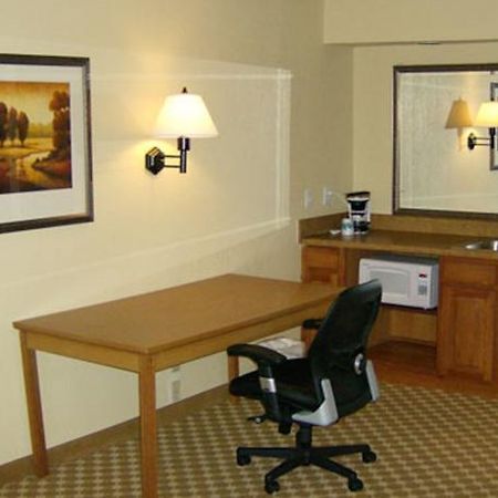 Ramada Huntsville Oda fotoğraf
