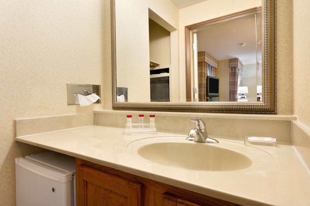 Ramada Huntsville Oda fotoğraf