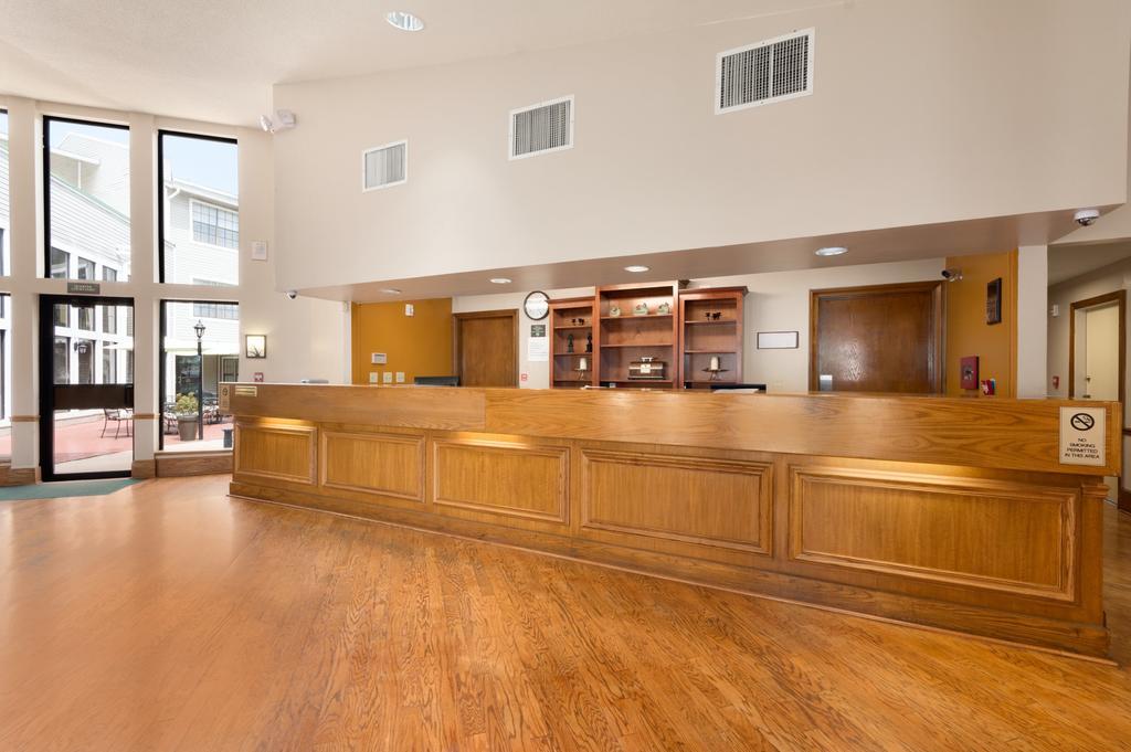 Ramada Huntsville Dış mekan fotoğraf