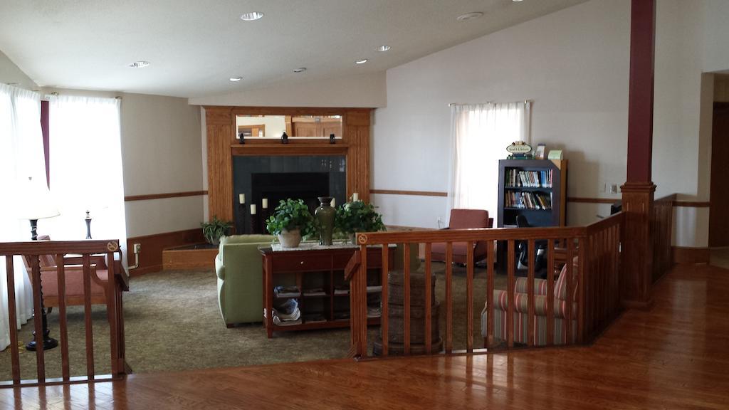 Ramada Huntsville Dış mekan fotoğraf