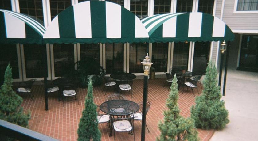 Ramada Huntsville Dış mekan fotoğraf
